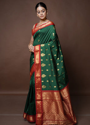 Green Kanjivaram Silk Saree With Blouse Piece