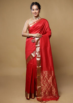 Red Kanjivaram Silk Saree With Blouse Piece