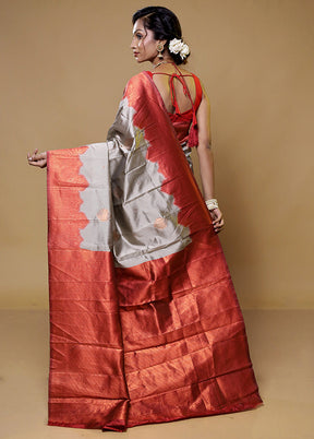 Grey Dupion Silk Saree With Blouse Piece