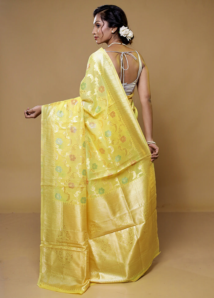 Yellow Cotton Saree With Blouse Piece