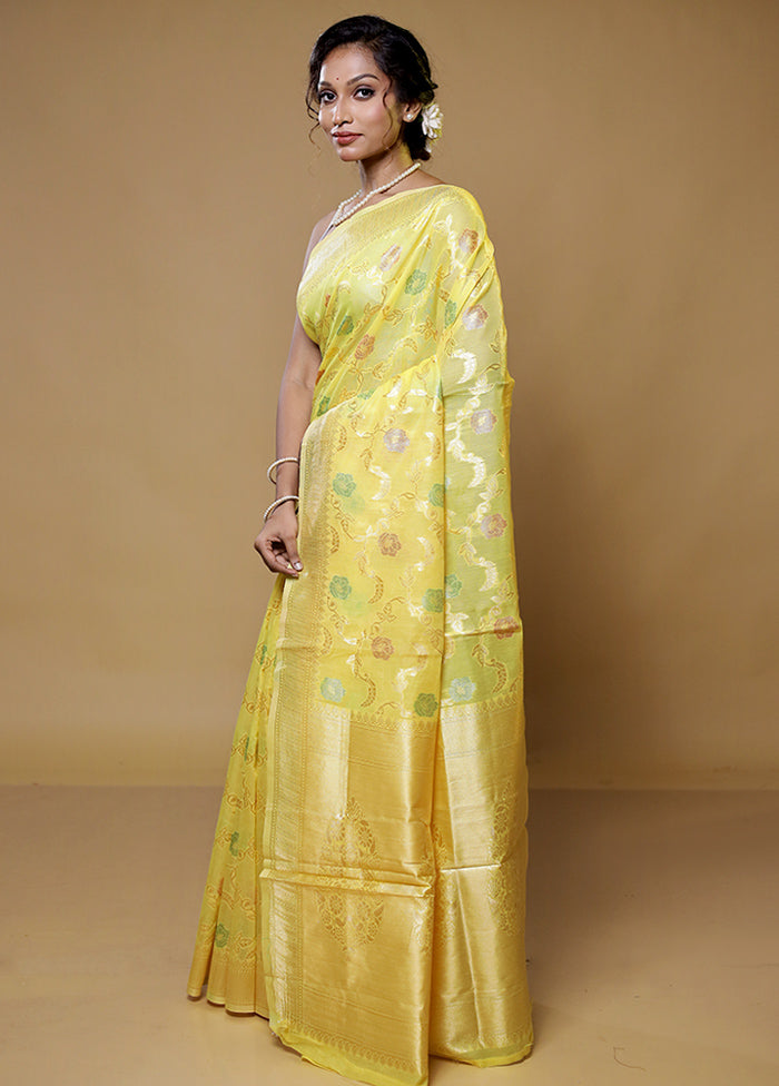 Yellow Cotton Saree With Blouse Piece