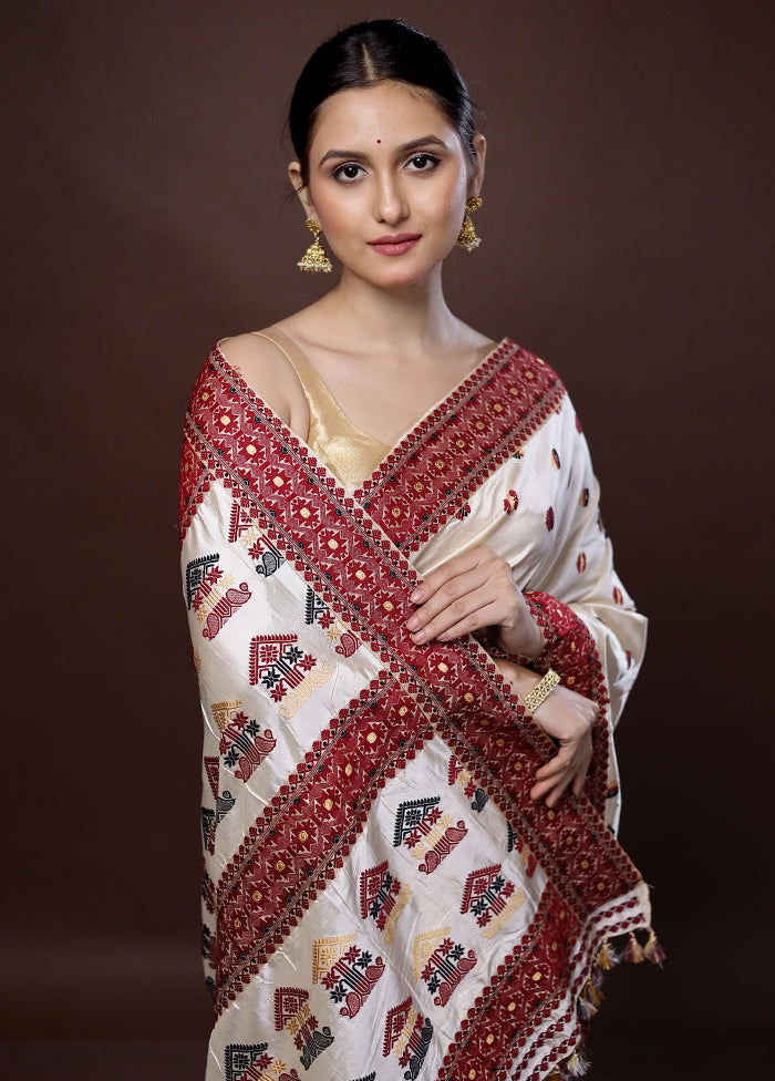 Cream Assam Pure Silk Saree With Blouse Piece - Indian Silk House Agencies