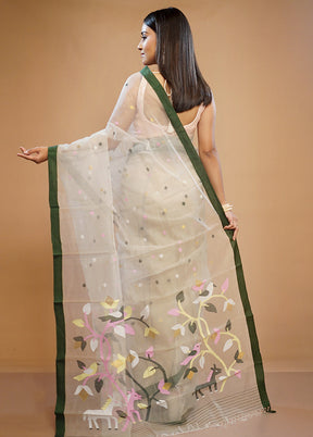 Cream Matka Pure Silk Saree With Blouse Piece - Indian Silk House Agencies