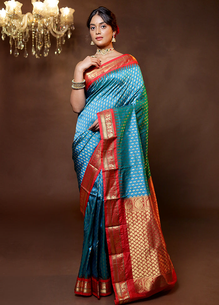 Blue Handloom Kanchipuram Pure Silk Saree With Blouse Piece