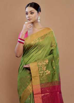 Green Matka Silk Saree With Blouse Piece - Indian Silk House Agencies