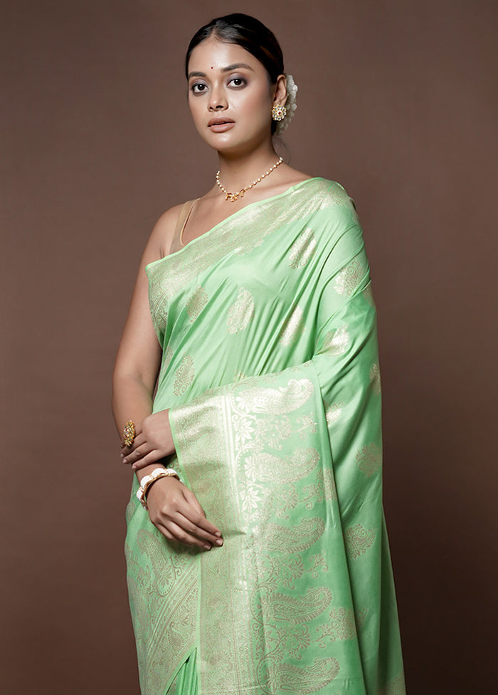 Green Dupion Silk Saree With Blouse Piece