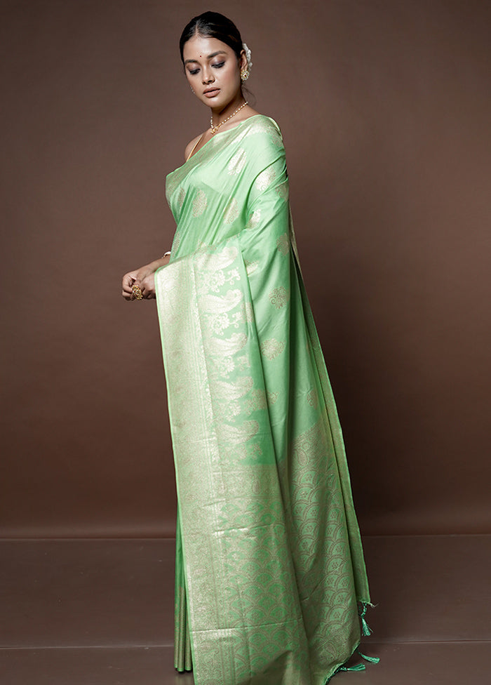 Green Dupion Silk Saree With Blouse Piece