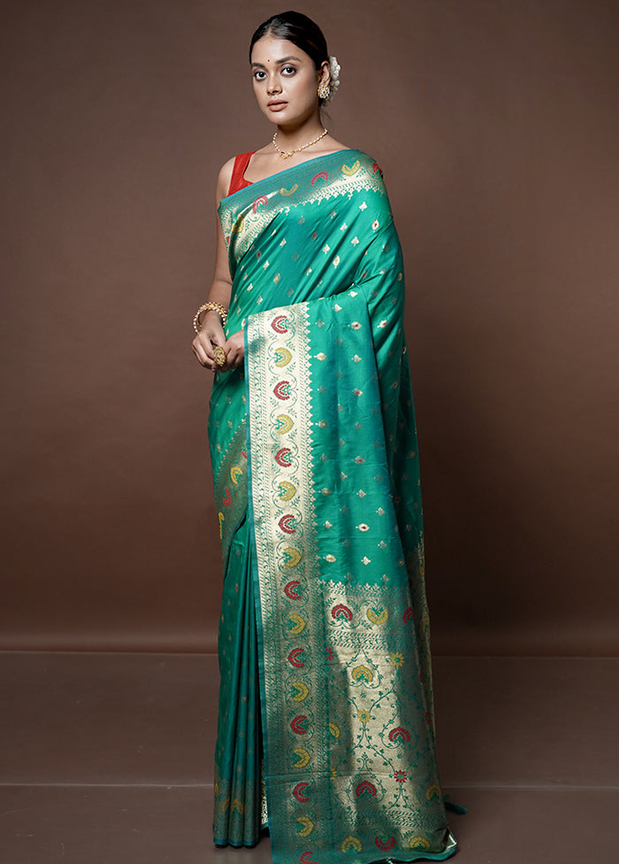 Green Dupion Silk Saree With Blouse Piece