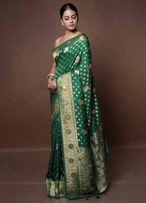 Green Dupion Silk Saree With Blouse Piece