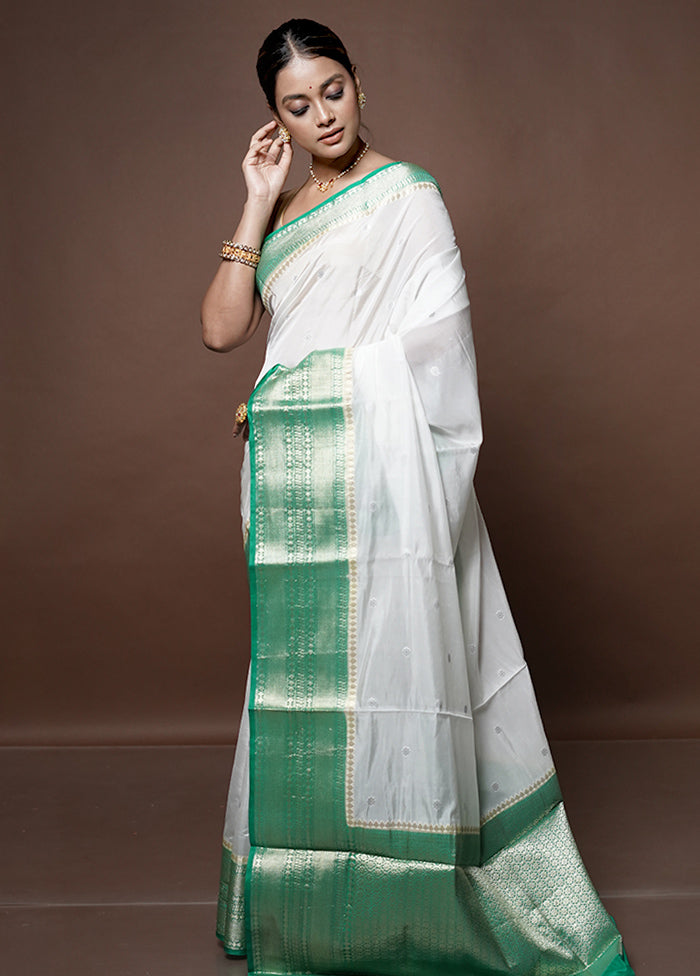 White Dupion Silk Saree With Blouse Piece