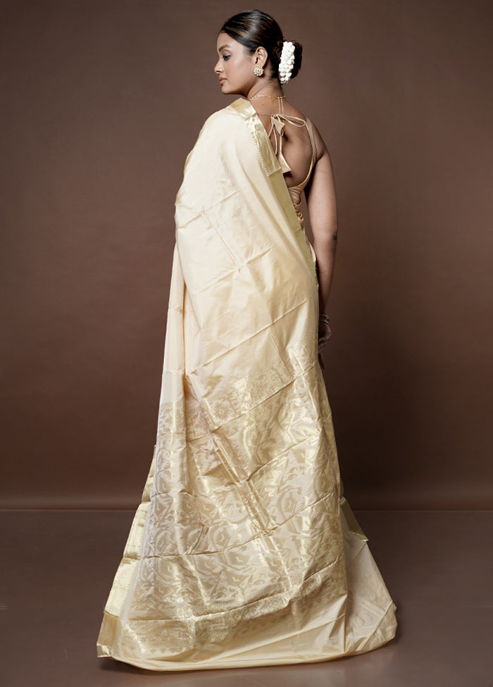 Cream Kanjivaram Silk Saree With Blouse Piece