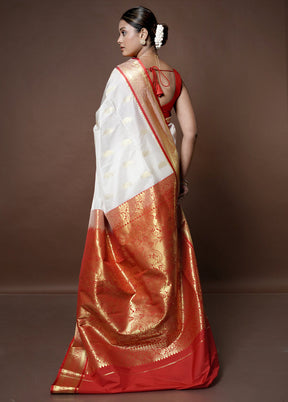 White Kanjivaram Silk Saree With Blouse Piece