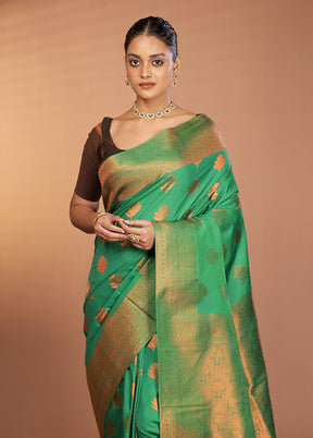Green Kanjivaram Silk Saree With Blouse Piece