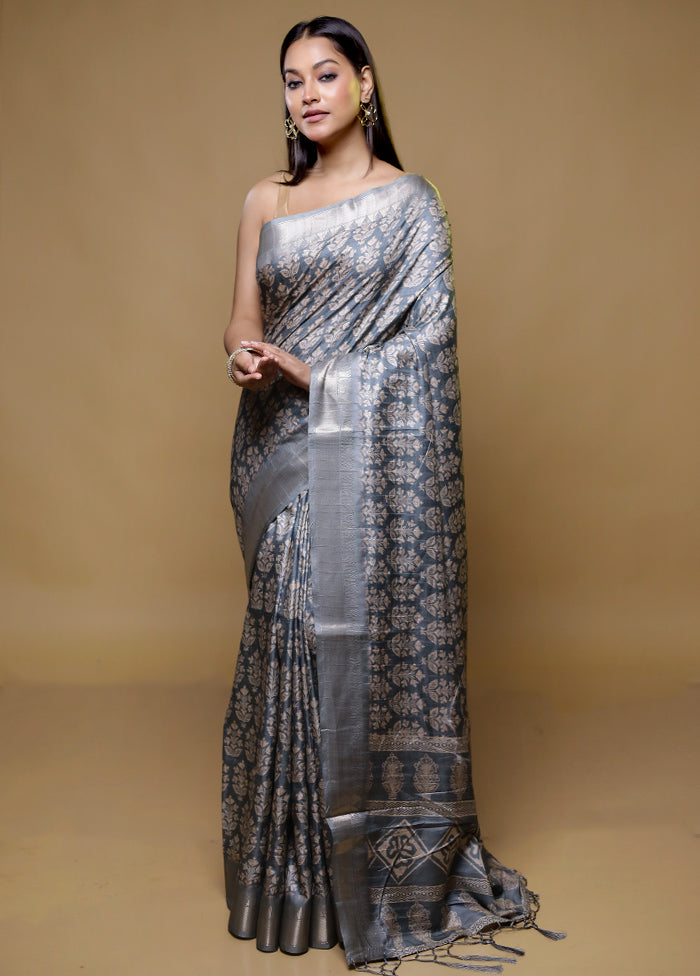 Grey Dupion Silk Saree With Blouse Piece