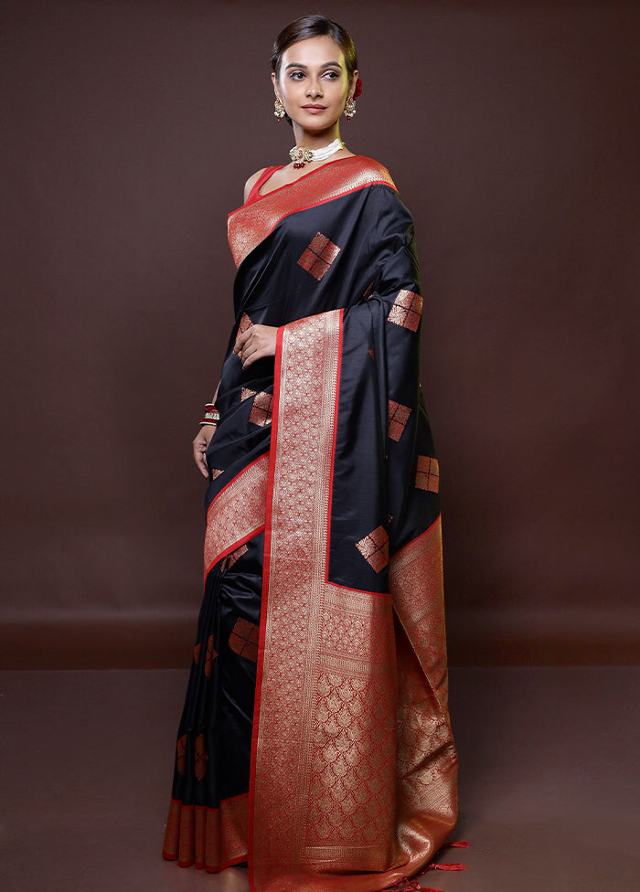 Black Dupion Silk Saree With Blouse Piece