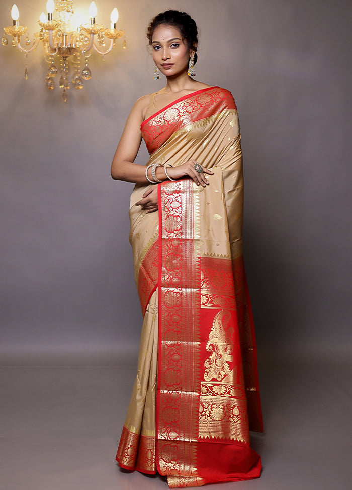 Cream Kanjivaram Silk Saree With Blouse Piece