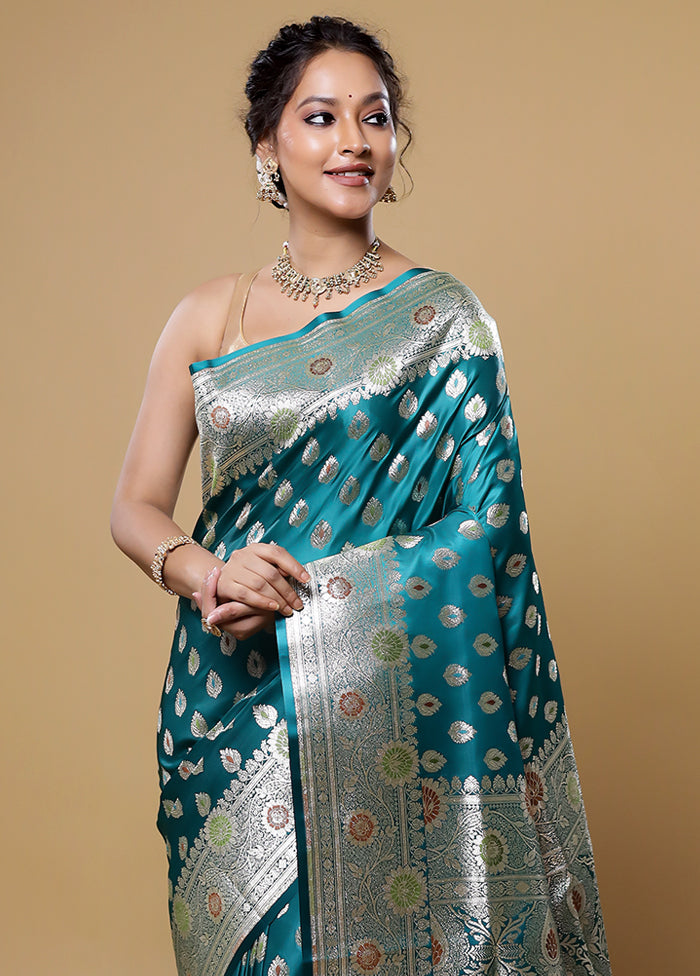 Green Banarasi Silk Saree With Blouse Piece