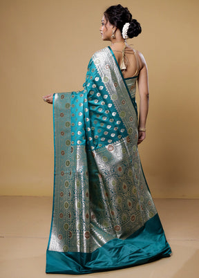 Green Banarasi Silk Saree With Blouse Piece