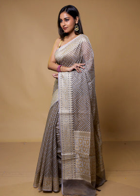 Grey Kora Silk Saree With Blouse Piece