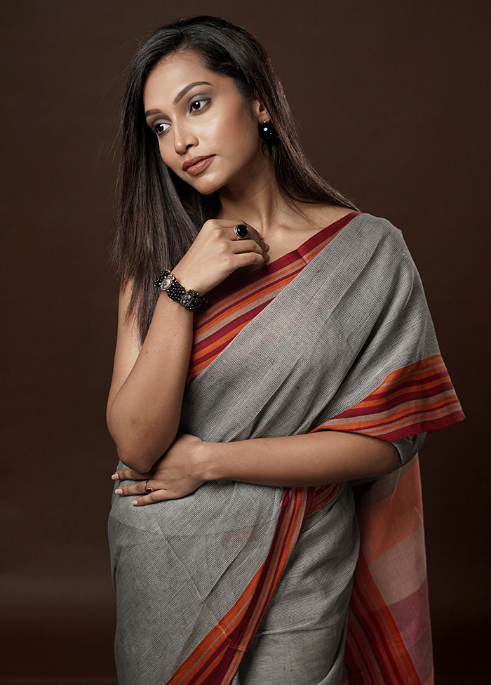 Grey Cotton Saree With Blouse Piece - Indian Silk House Agencies