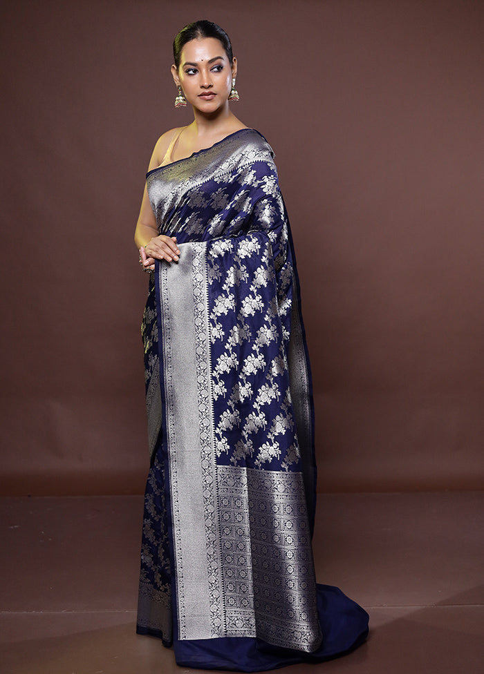 Blue Uppada Silk Saree With Blouse Piece