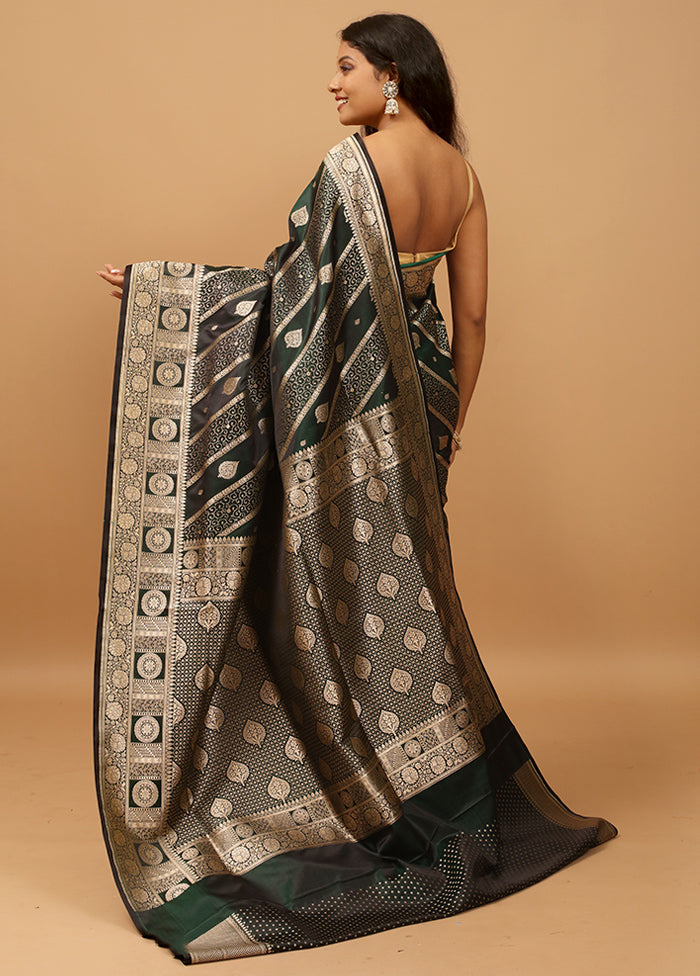 Green Banarasi Silk Saree With Blouse Piece