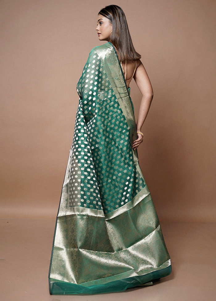 Green Kora Silk Saree With Blouse Piece