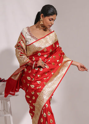 Red Handloom Banarasi Pure Silk Saree With Blouse Piece