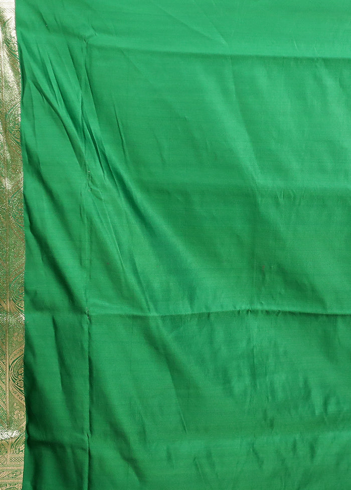 Red Banarasi Silk Saree With Blouse Piece