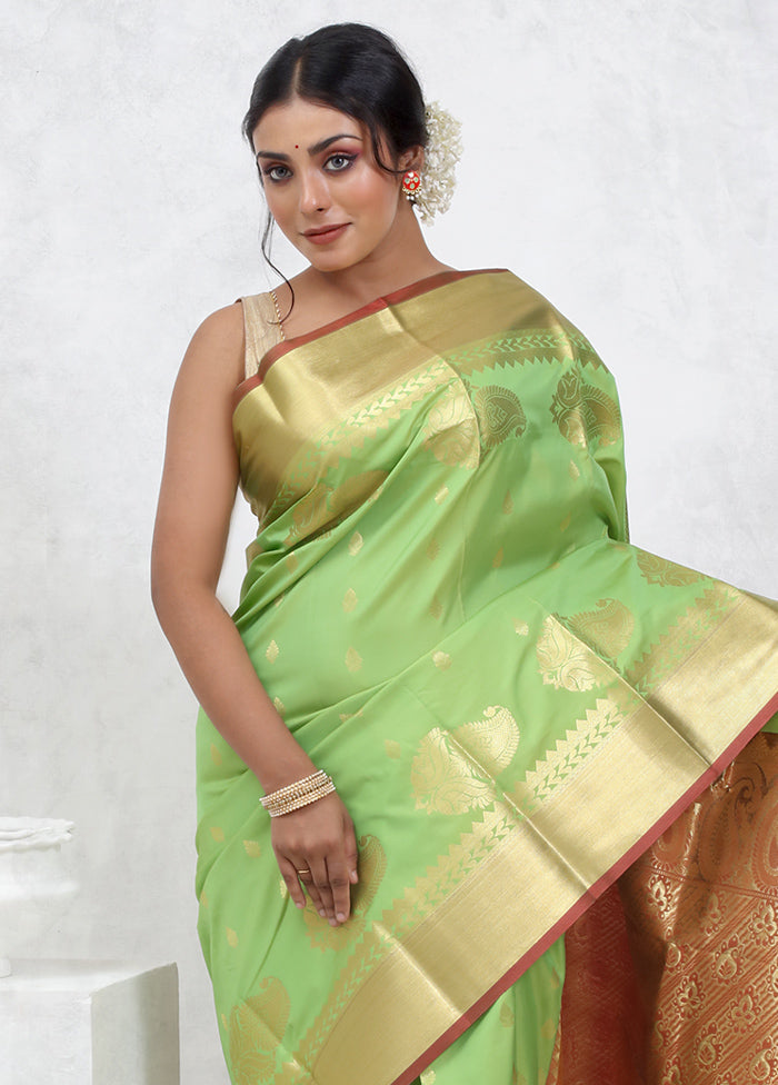 Green Kanjivaram Silk Saree With Blouse Piece