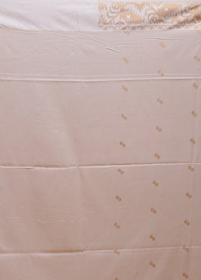 Cream Matka Silk Saree With Blouse Piece