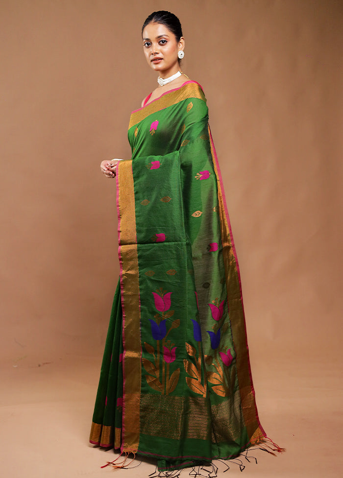 Green Matka Silk Saree With Blouse Piece