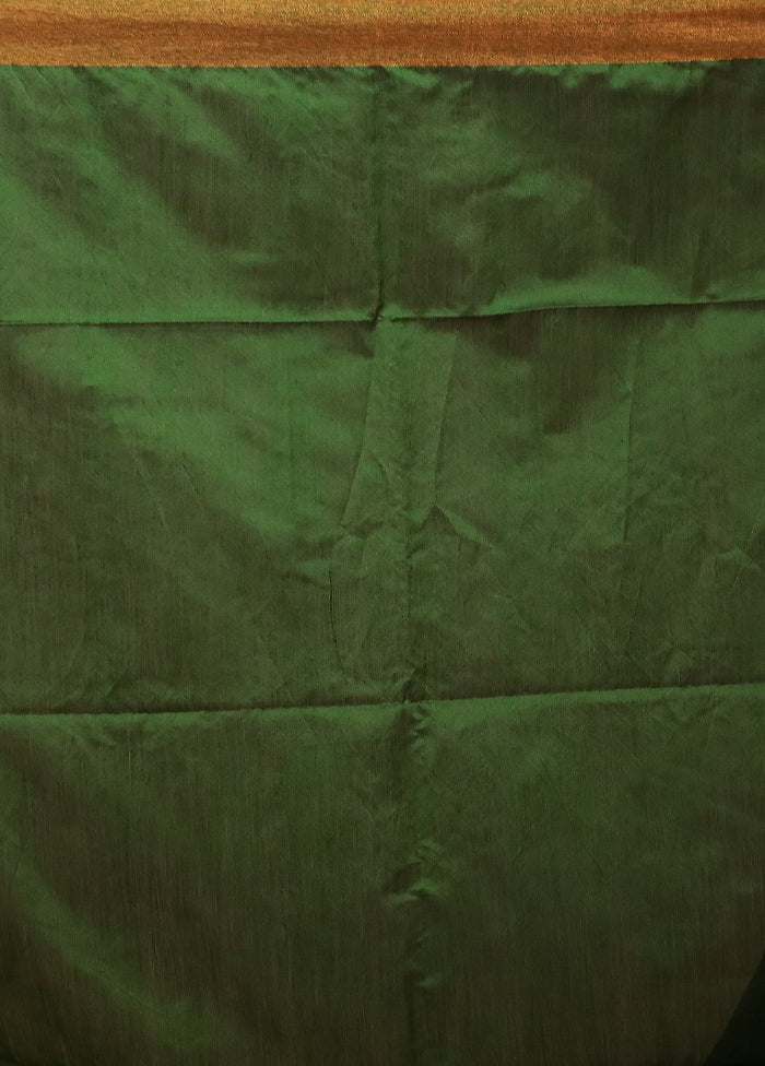 Green Matka Silk Saree With Blouse Piece