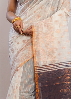 Cream Matka Silk Saree With Blouse Piece - Indian Silk House Agencies