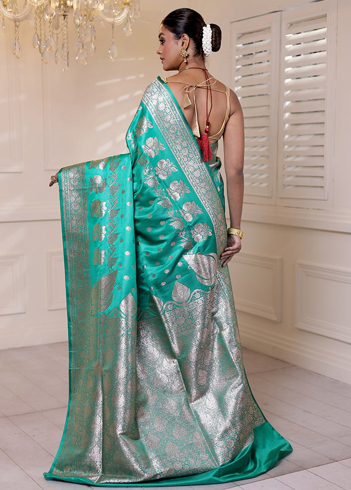 Green Banarasi Silk Saree With Blouse Piece