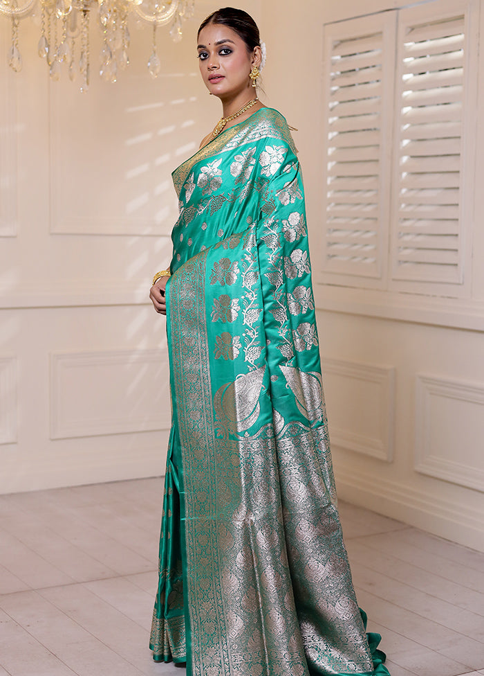 Green Banarasi Silk Saree With Blouse Piece