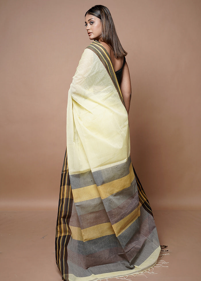 Yellow Matka Silk Saree With Blouse Piece