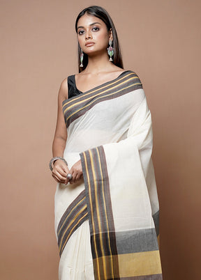 White Matka Silk Saree With Blouse Piece