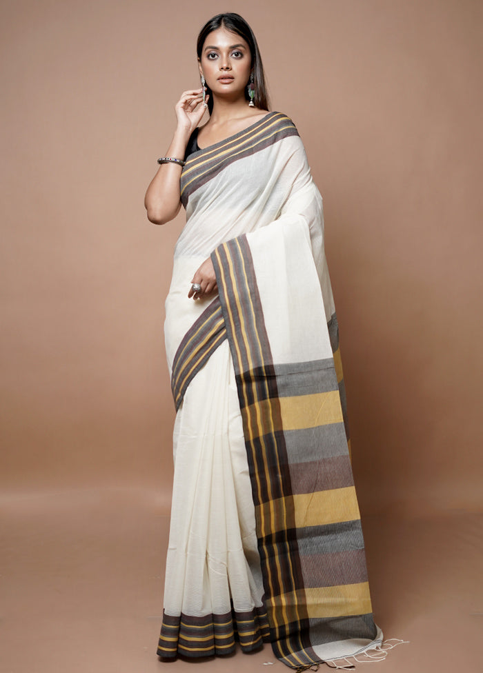 White Matka Silk Saree With Blouse Piece