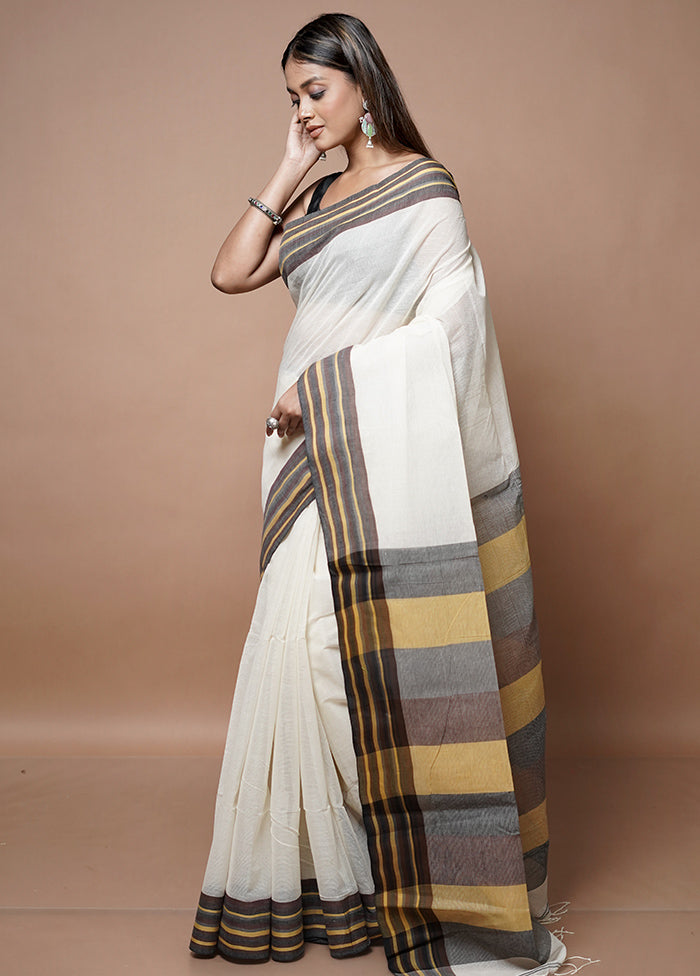 White Matka Silk Saree With Blouse Piece