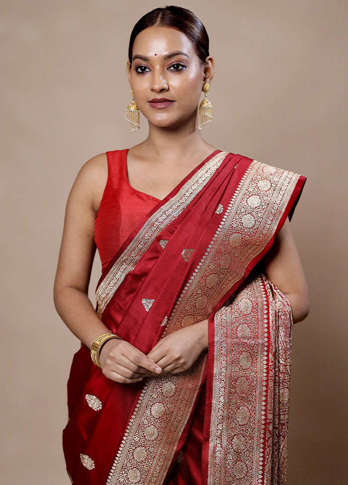 Maroon Handloom Banarasi Pure Silk Saree With Blouse Piece