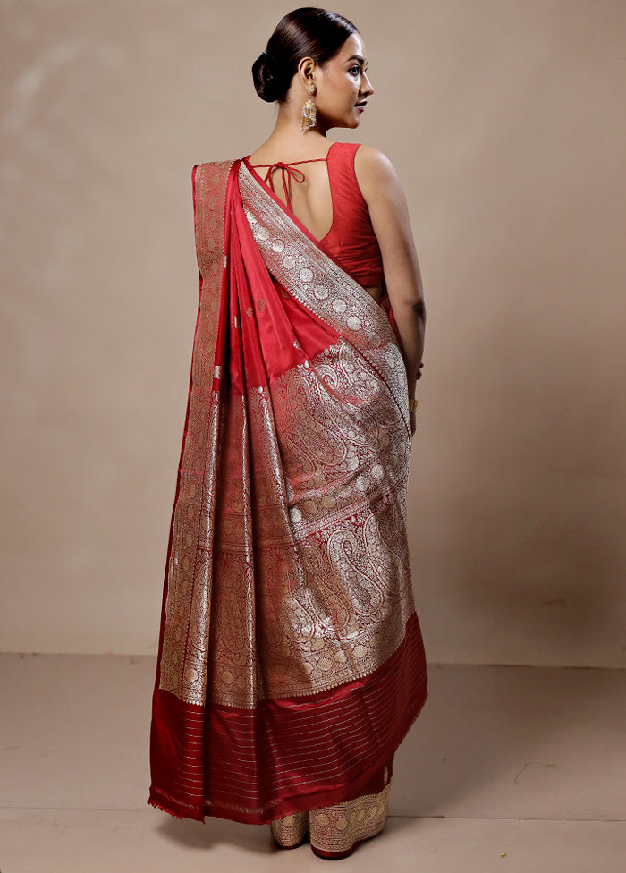 Maroon Handloom Banarasi Pure Silk Saree With Blouse Piece