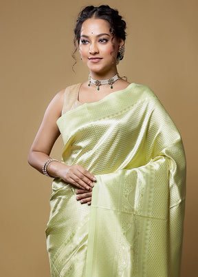 Green Dupion Silk Saree With Blouse Piece