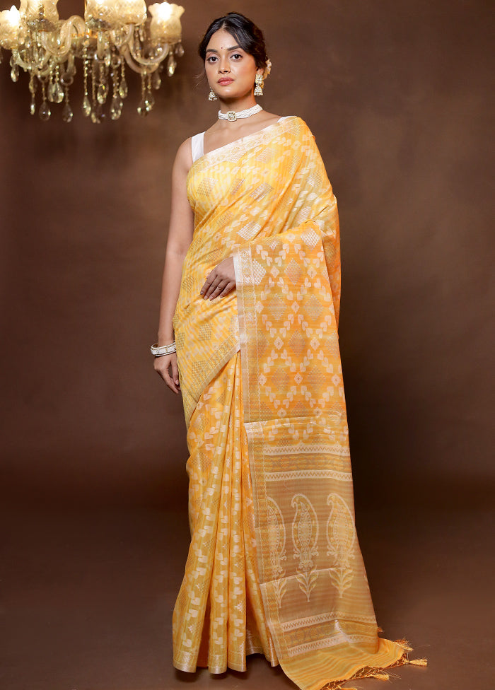 Yellow Cotton Saree With Blouse Piece