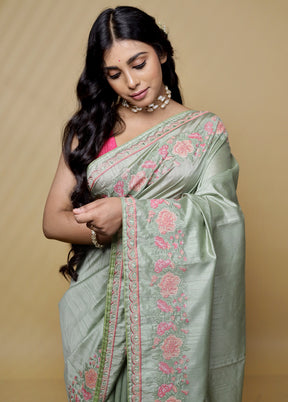 Green Organza Saree With Blouse Piece