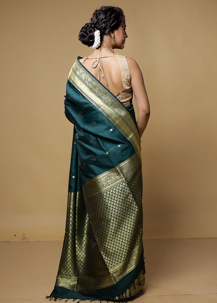 Green Kanjivaram Silk Saree With Blouse Piece