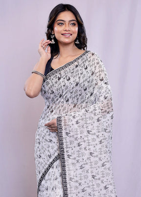 White Cotton Saree With Blouse Piece - Indian Silk House Agencies