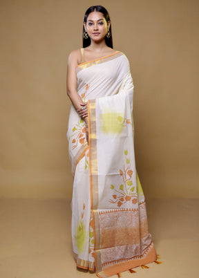 White Cotton Saree With Blouse Piece