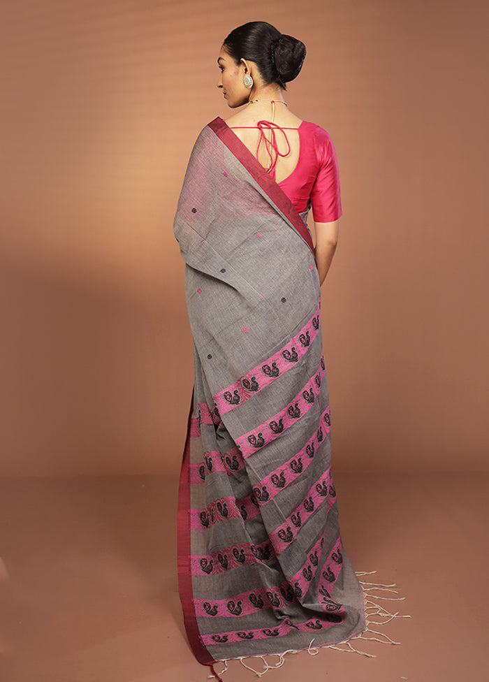Grey Khadi Cotton Saree With Blouse Piece