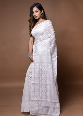 White Tant Jamdani Saree Without Blouse Piece - Indian Silk House Agencies